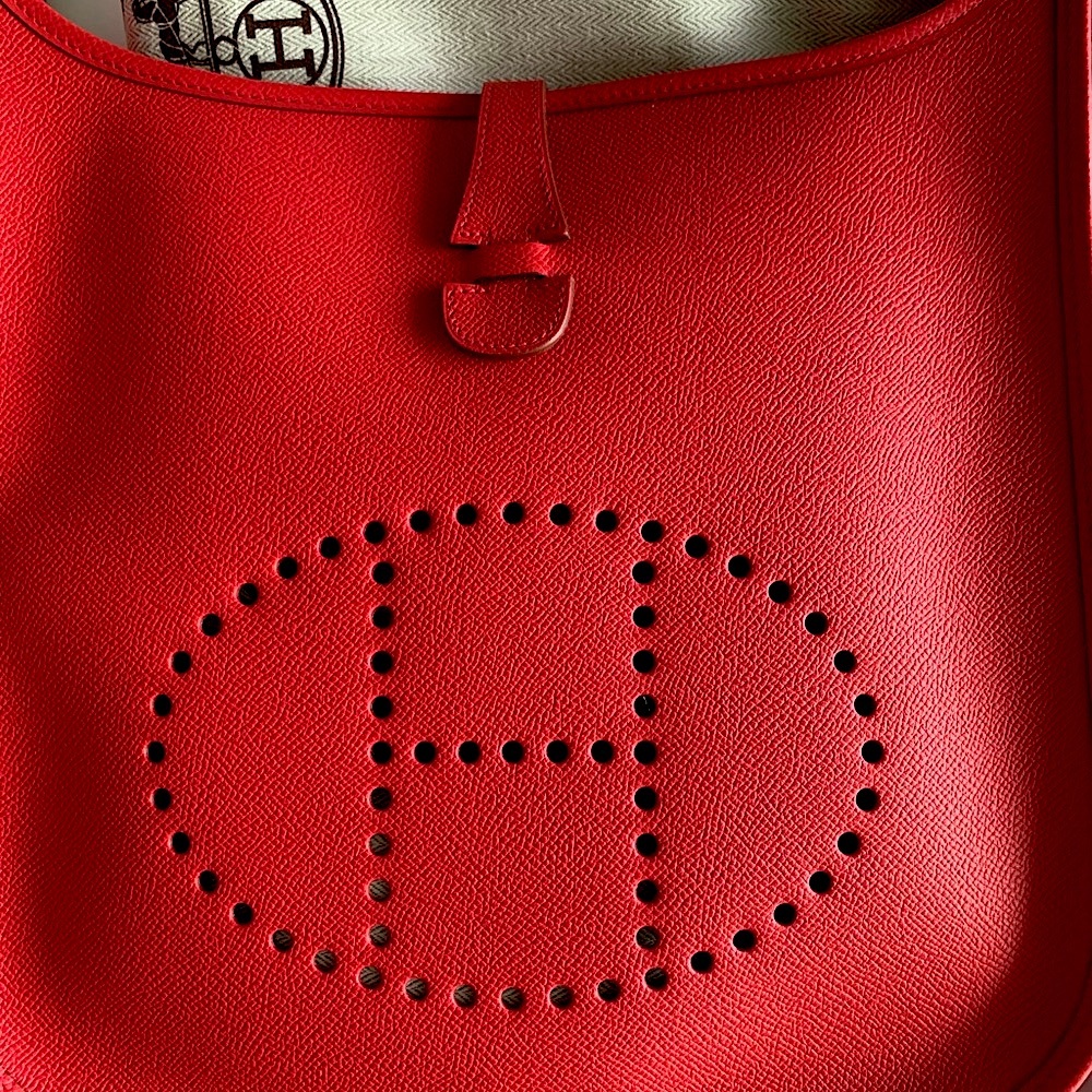 Beautiful Hermes Red Perforated medium Shoulder Bag